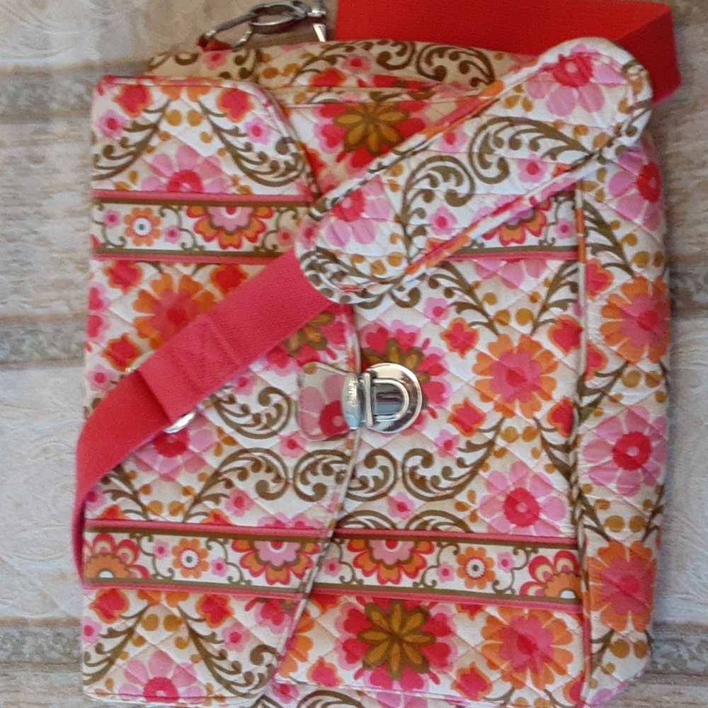 Vera 3 Pc Set  Folkloric